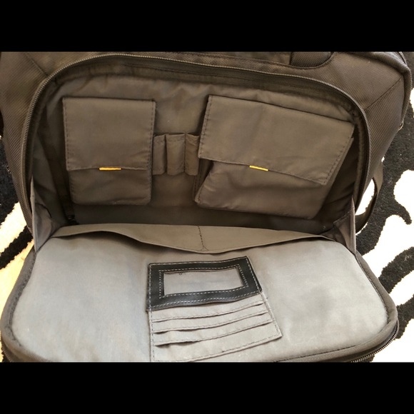 Targus Laptop Bag - Picture 4 of 8